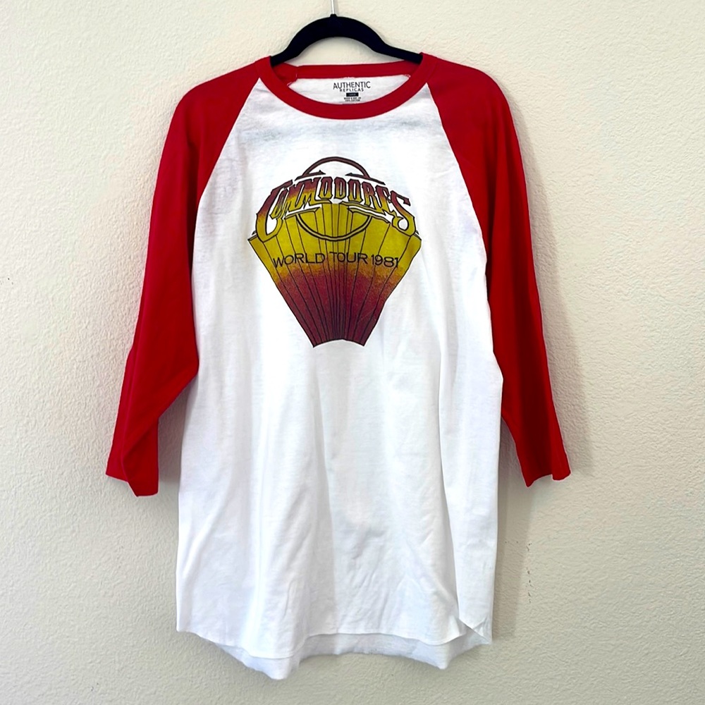 Commodores World Tour Authentic replicas Baseball T 3/4 sleeve.
